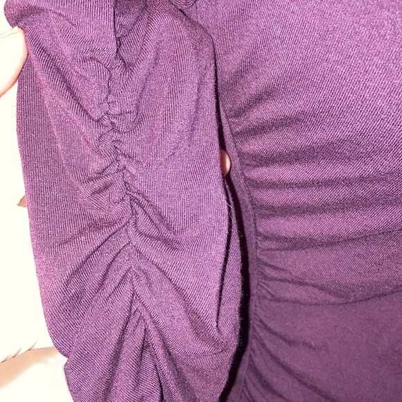 🍀 NWOT NY&C V-neck Dark Purple  XS - Picture 6 of 8